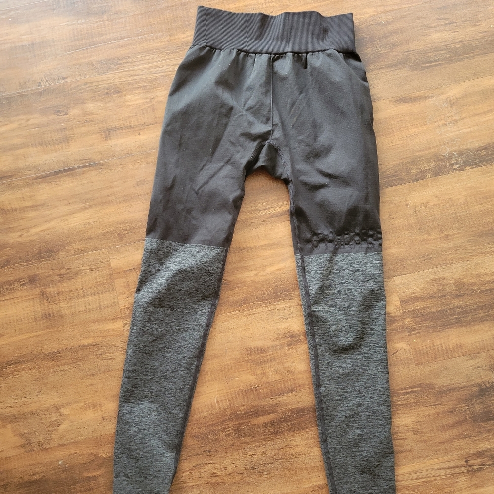 Gymshark leggings size small